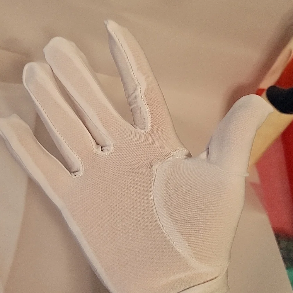 White Thin Gloves